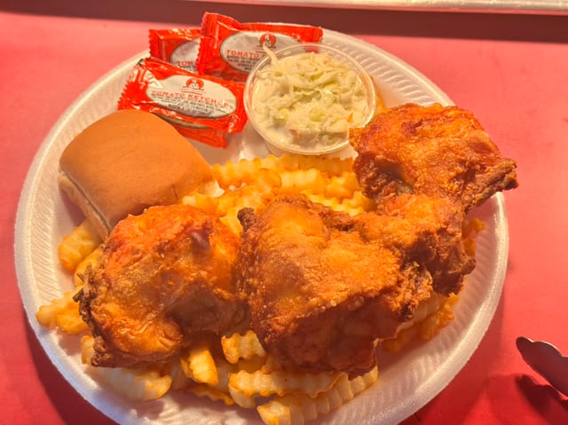 3 Pc Breast,2 Breast 1 Pulley Dinner Includes Fries,Slaw & Roll.