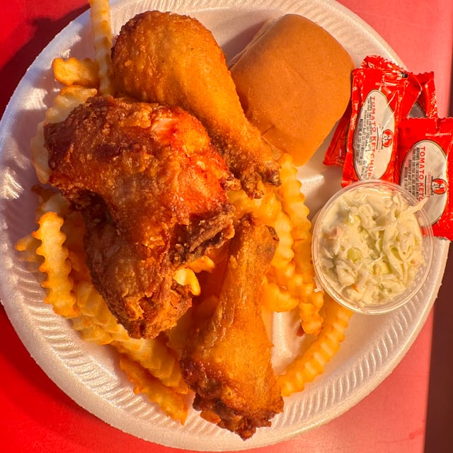 3 PC 1Breast 2Legs Dinner Includes Fries,Slaw & Roll.